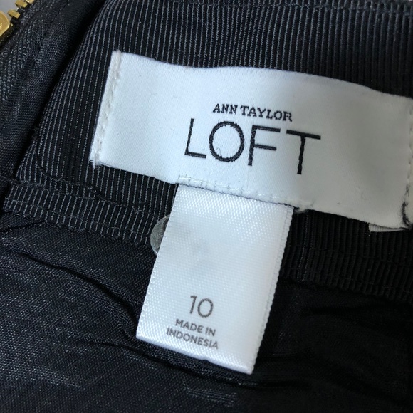 LOFT Black & Gold Mesh Overlay Pencil Skirt - Picture 6 of 8